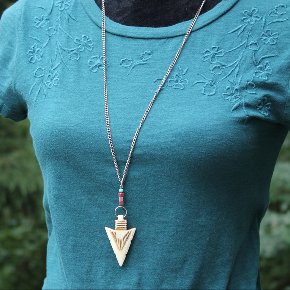 Free People Vanessa Mooney Arrowhead Necklace - Picture 2 of 8